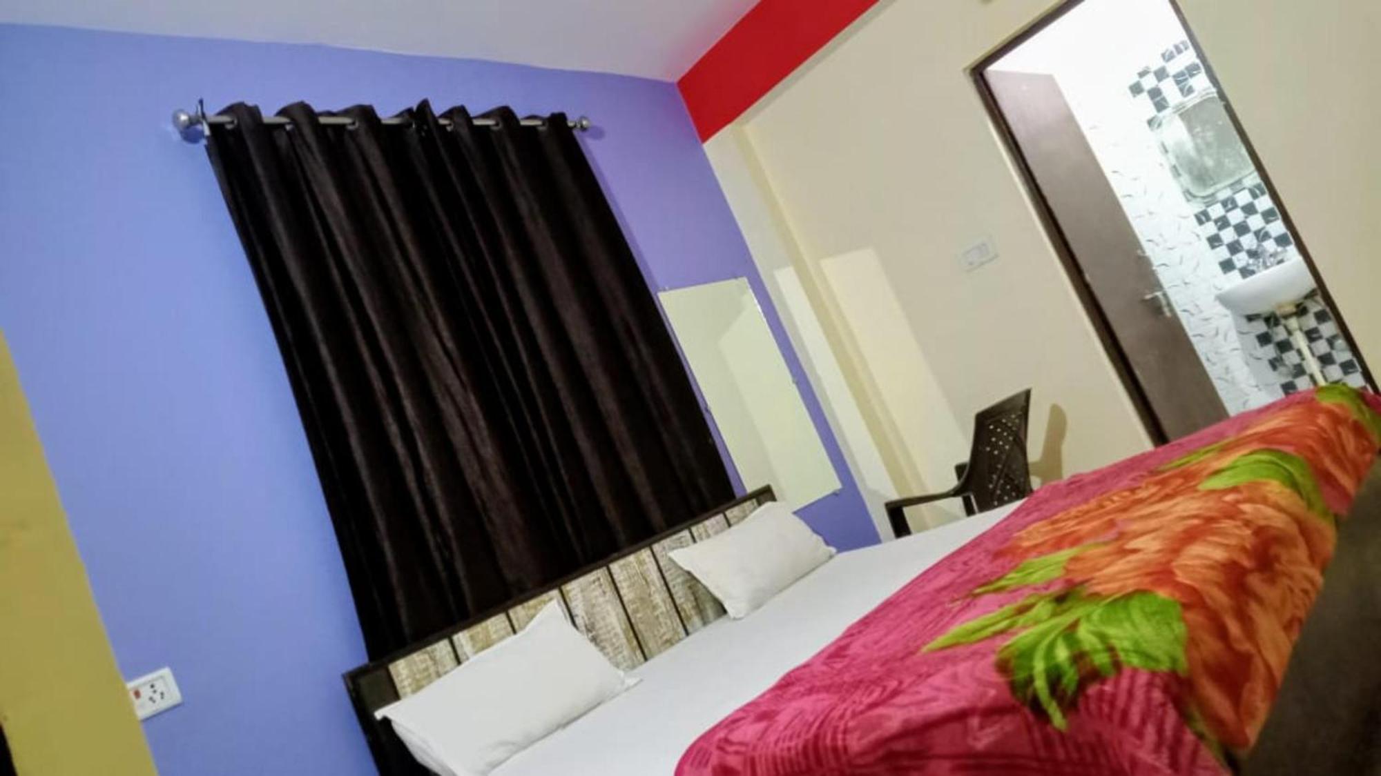 Goroomgo The Shivay Guest House Inn Varanasi Exteriör bild