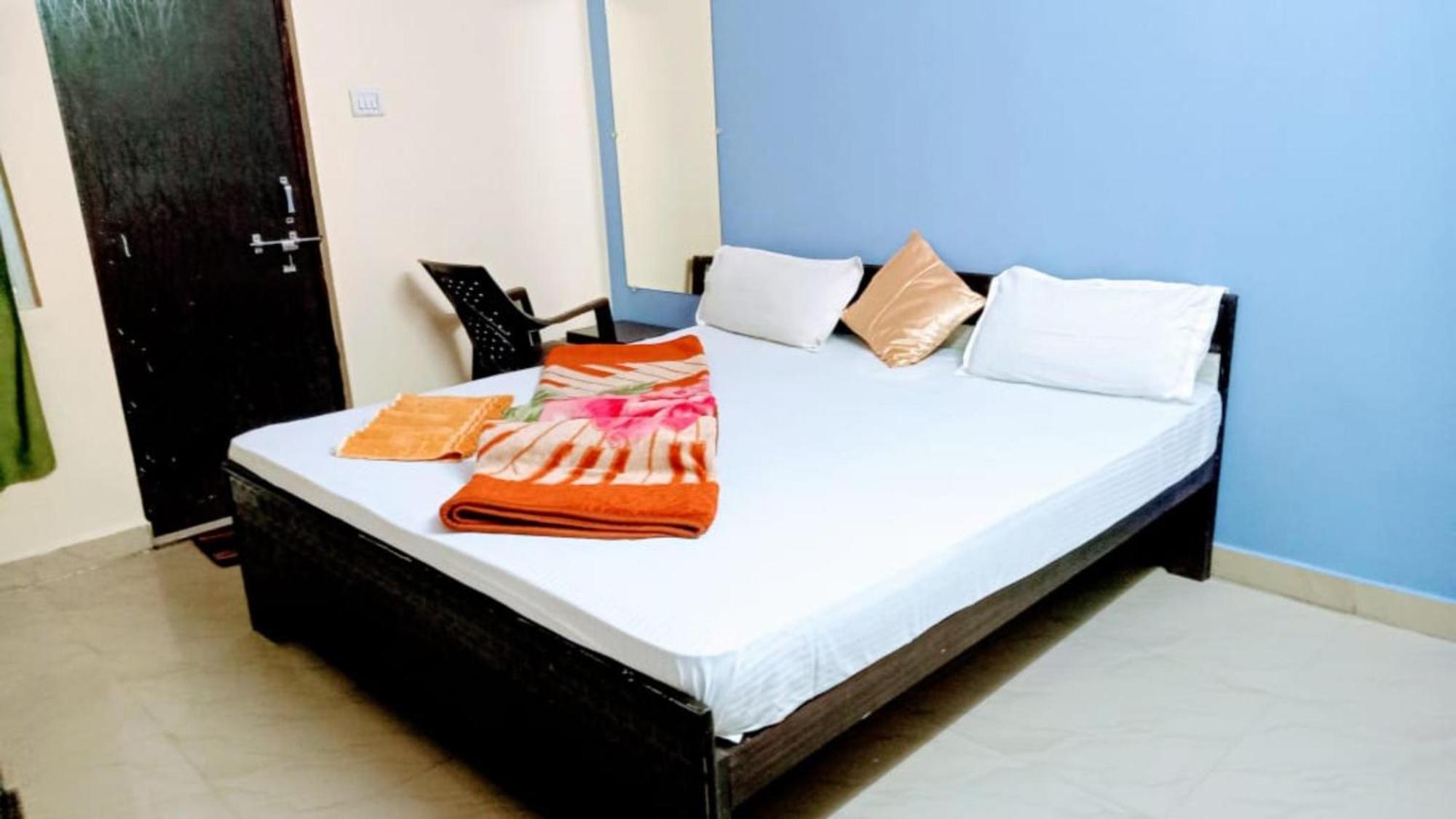 Goroomgo The Shivay Guest House Inn Varanasi Exteriör bild